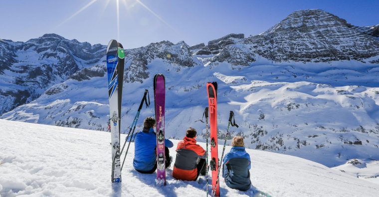 Illustration de l'article Hautes-Pyrénées – Skier en Andorre avec le forfait saison Gavarnie-Gèdre et Hautacam