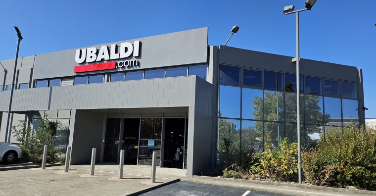 Ubaldi, magasin, portet