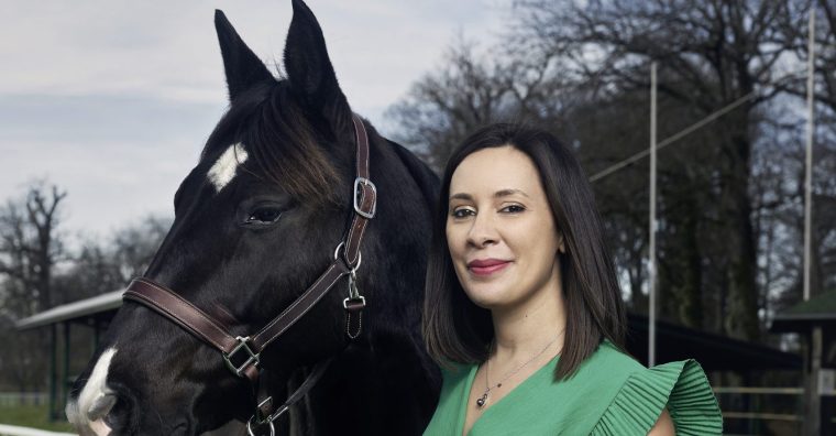 Illustration de l'article Hippodrome de Villeneuve-sur-Lot : la femme qui tient les rênes