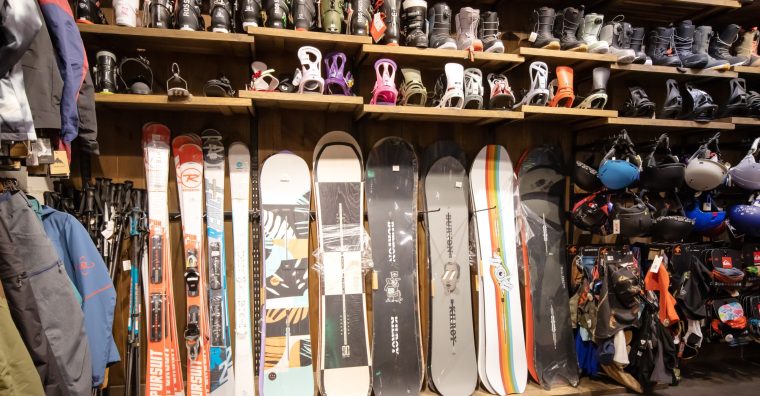 Illustration de l'article Les magasins de sport en montagne recrutent avec éklore-ed