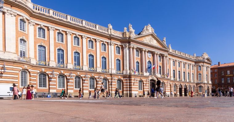 Illustration de l'article Après six ans de travaux, le Capitole retrouve sa façade