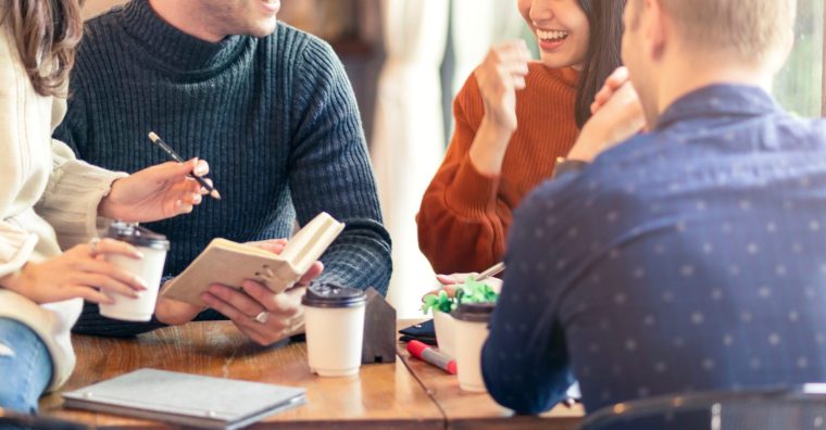 Illustration de l'article World Café IA : un projet porté par les étudiants et Le Lien