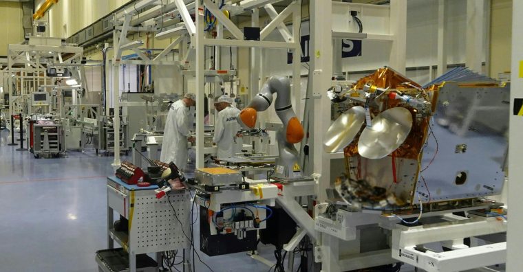 Illustration de l'article La constellation OneWeb va s’étoffer de 340 nouveaux satellites