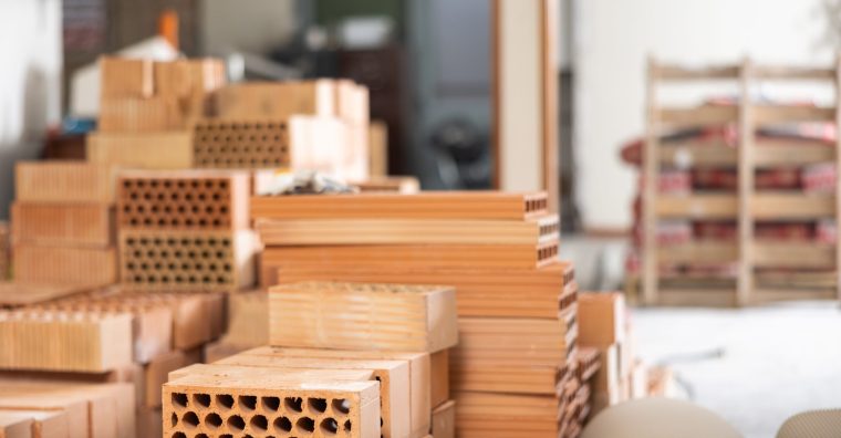 brocante aux matériaux en Dordogne, la Fab'coop
