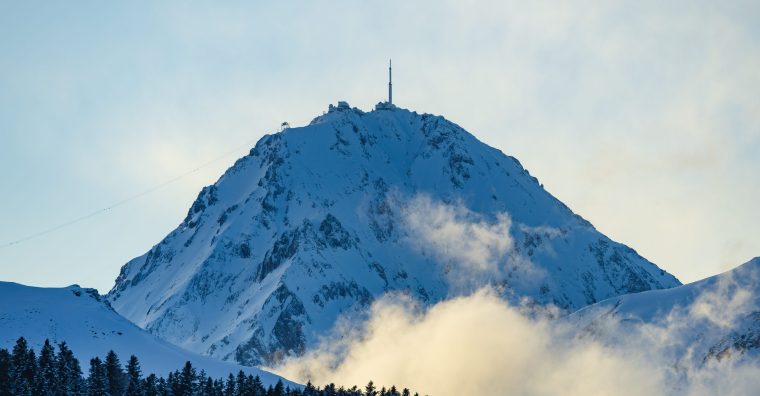 Illustration de l'article Le pic du Midi clôt sa saison hivernale avec un concert du DJ Klingande