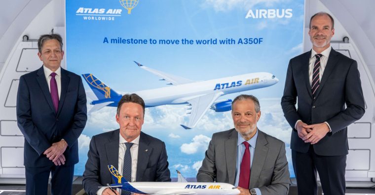 Illustration de l'article Atlas Air Worldwide : une giga-commande pour l’avion-cargo A350F d’Airbus