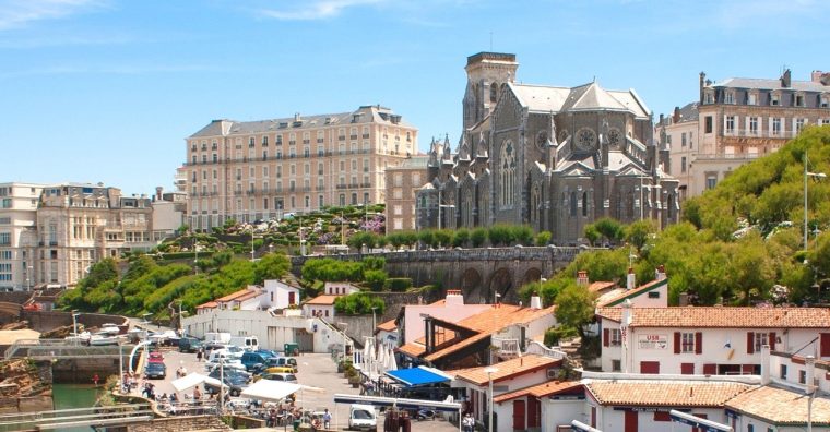 Illustration de l'article Dassault soutient la restauration de l’église Sainte‑Eugénie à Biarritz