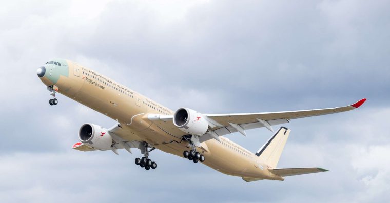 Illustration de l'article Le premier A350-1000 ULR prend son envol