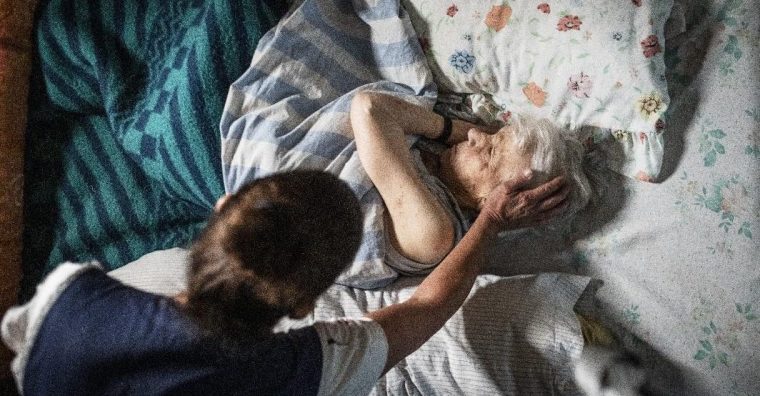 Illustration de l'article Un prix photo met en lumière les aides à domicile du Ribéracois